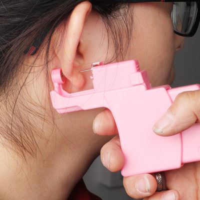 Private Label Pink Disposable Ear Piercing Gun mit Nail Stud Matte Finish Liquid Form