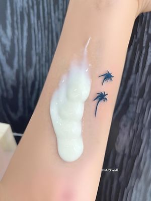 Starke Creme Lippen und Augenbrauen Tattoo Power Mikrobladen Schmerzfrei mit Metallrohr aus Kunststoff