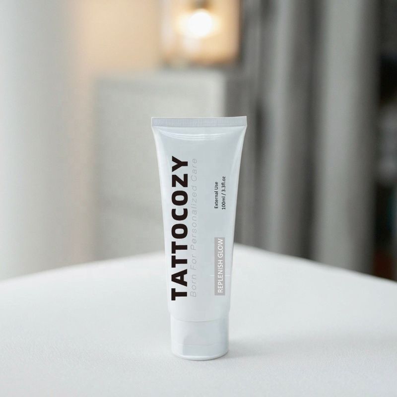 Private Label 100g Tattoo-Pflegelotion für den täglichen Gebrauch, leicht und langanhaltend feuchtigkeitsspendend für Permanent Make-up, erneuert den Glanz