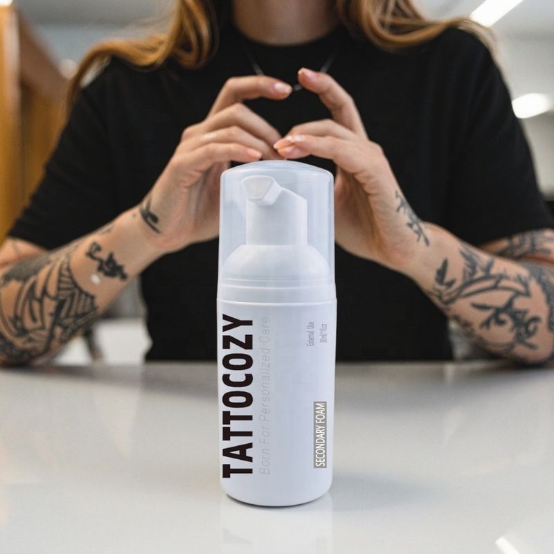 Private Label 30ml Tätowierung Sekundär Schaumstoff Kunststoff für Wachsen Laser Schönheit Permanent Make-up-Mittelweg Verwendung